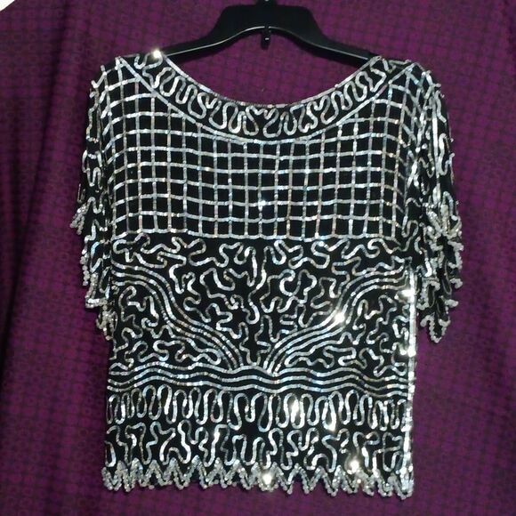 🤠Beautiful Vintage Sheer Sequined Top With Seperate Satin Tank Top Size Medium - Picture 5 of 8